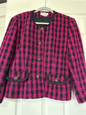 Bouclé Tweed Button-Front Blazer in Pink and Black